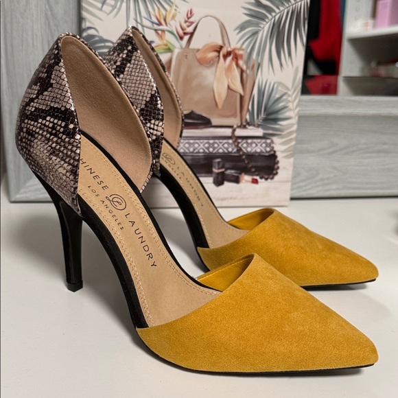 Chinese Laundry Shoes - Chinese Laundry Mustard and Snake Print Heels